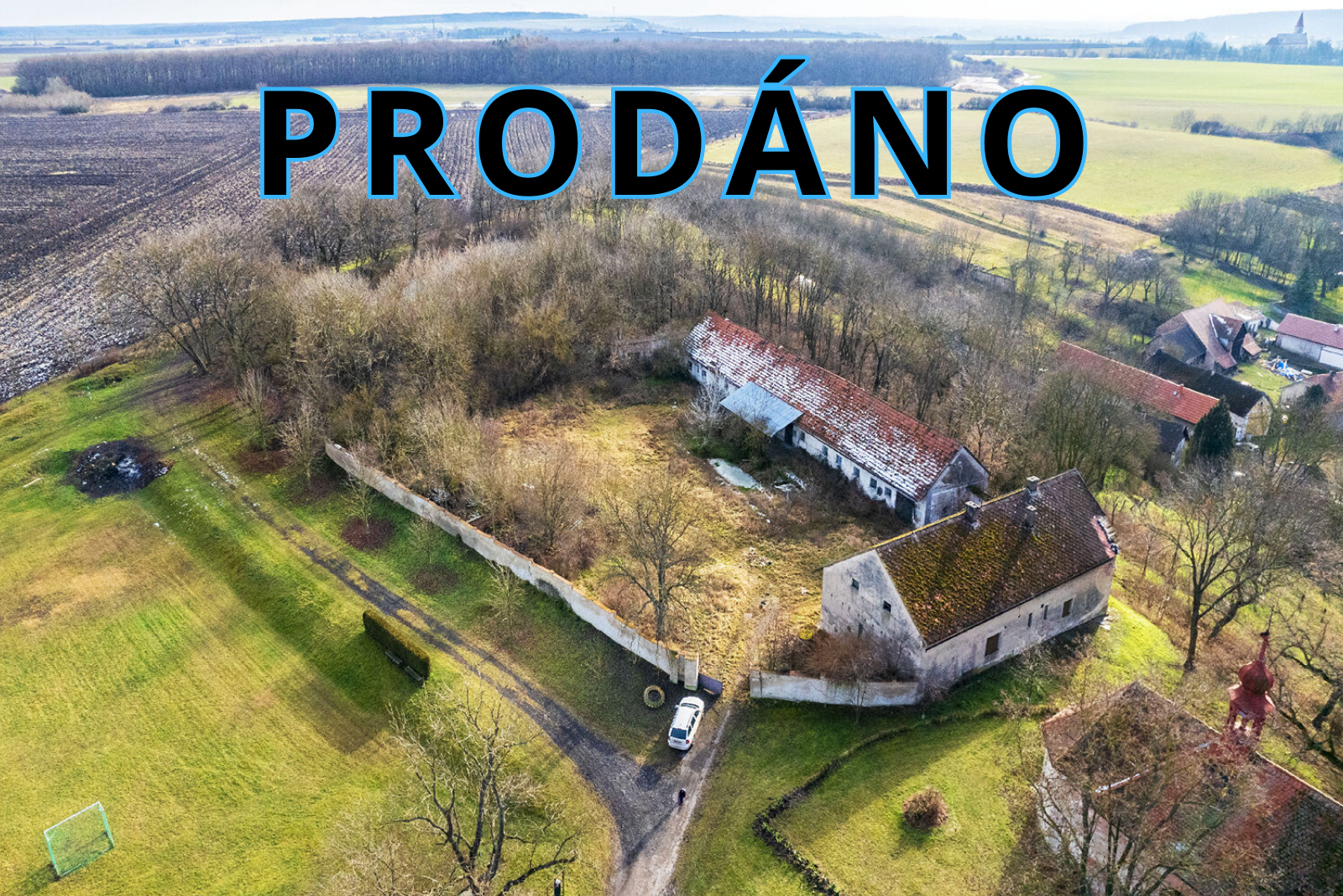 Prodej zemědělské usedlosti, pozemek 3427 m² plus podíl 5/6 na pozemku 8217 m2,Podmoky, okr. Nymburk